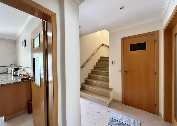 Brightness By Homing Pêra